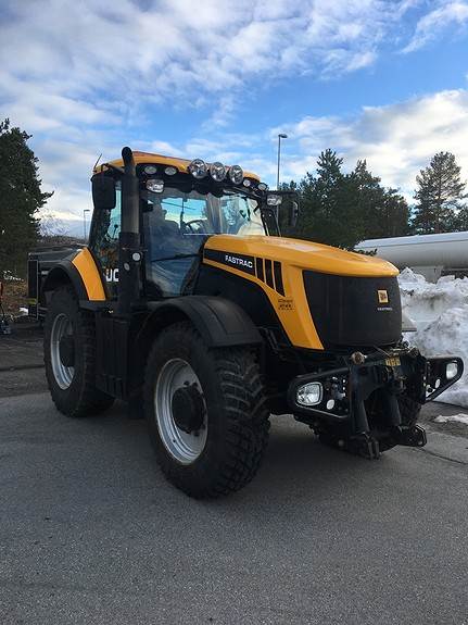 JCB Fastrac 8250