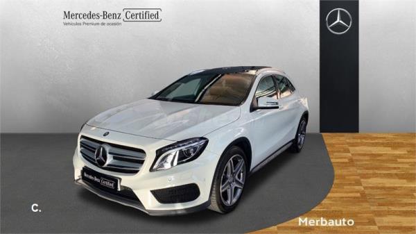 MERCEDES-BENZ Clase GLA GLA 200 d AMG Line 5p.