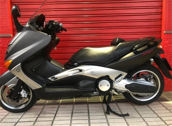 YAMAHA T-MAX 500