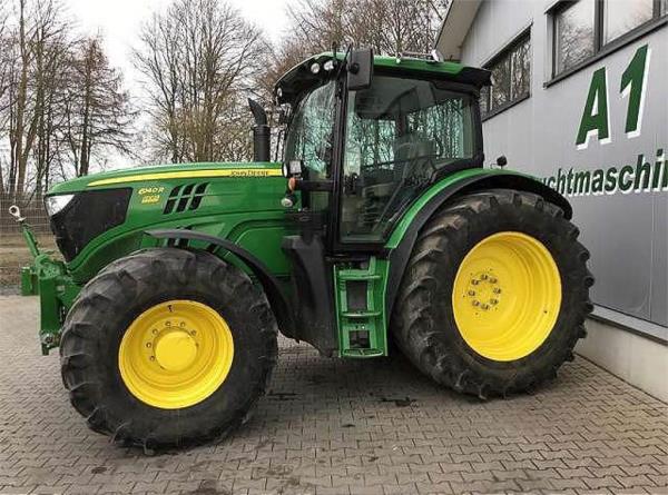 John Deere 6140R