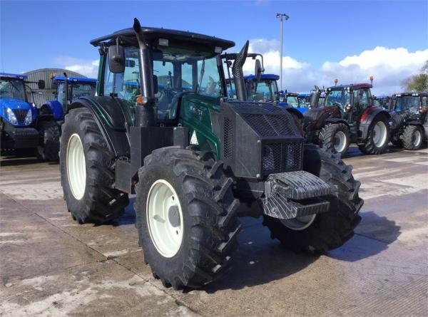 FORESTRY VALTRA N123 HI TECH TRACTOR (ST3647)