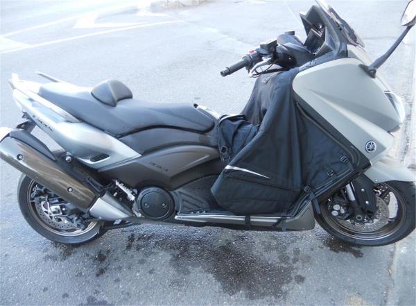 YAMAHA T-MAX