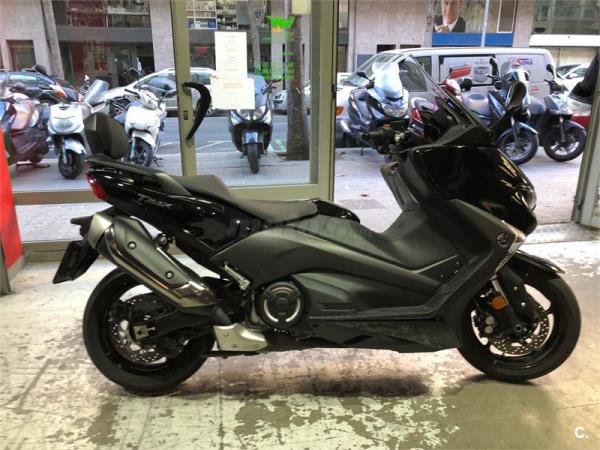 YAMAHA TMAX