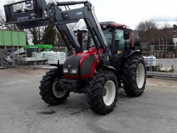 Valtra A 93