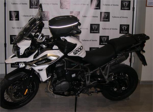 TRIUMPH TIGER 1200