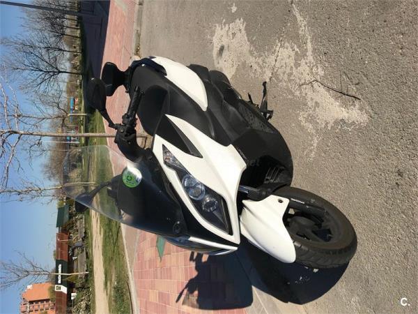 KYMCO Super Dink 125i ABS