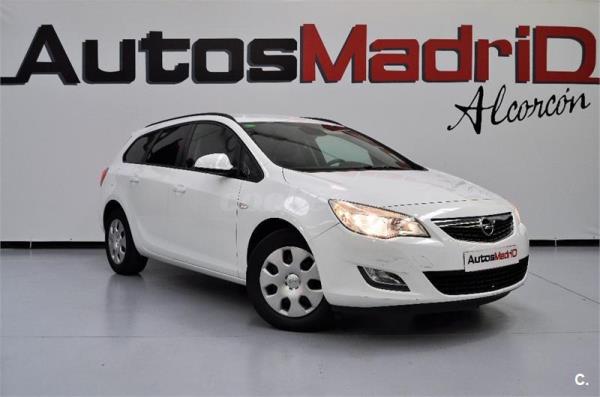 OPEL Astra 1.7 CDTi 110 CV Cosmo ST 5p.