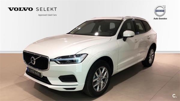 VOLVO XC60 2.0 D4 AWD Momentum Auto 5p.