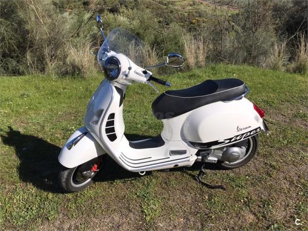 VESPA GTS 300 ie Super