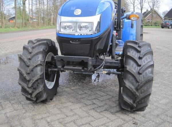 New Holland T3030