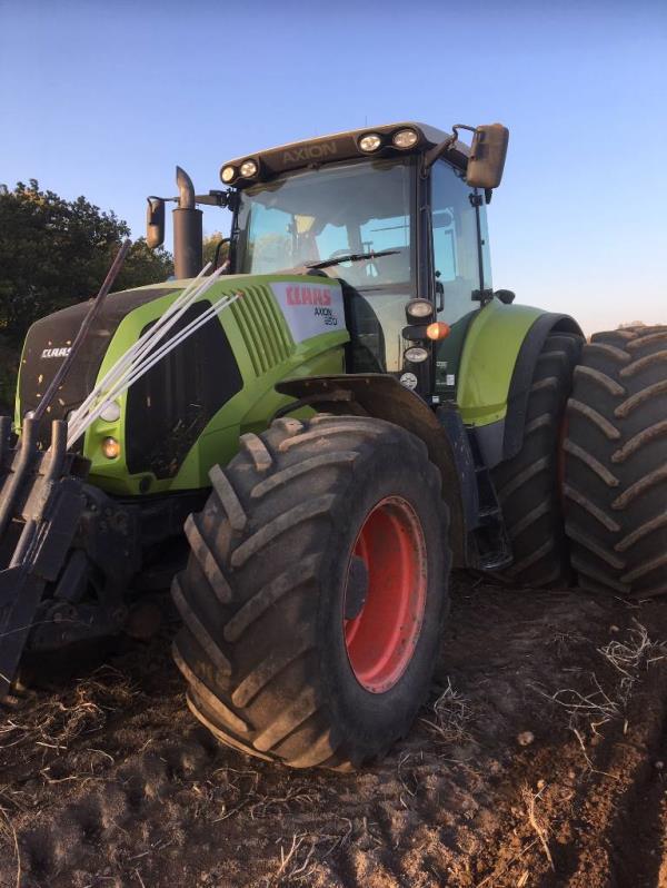 CLAAS Axion 850 Cebis