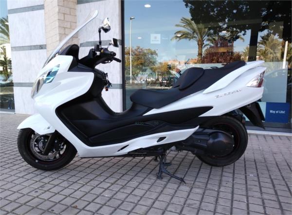 SUZUKI BURGMAN 400 ABS