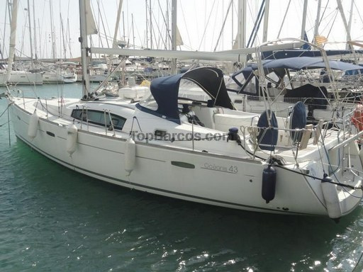 Bénéteau Oceanis 43