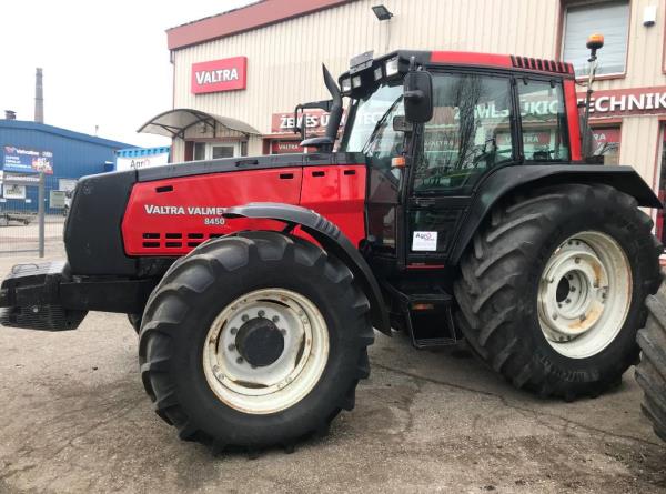 Valtra Valmet 8450