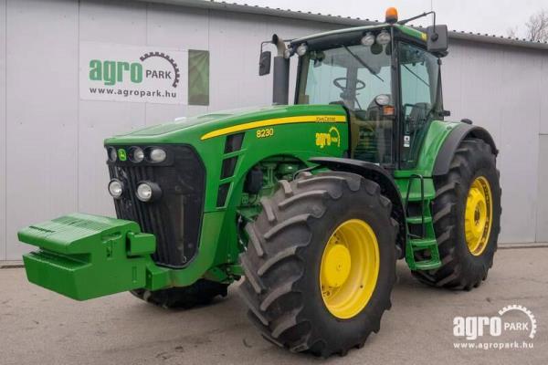 John Deere 8230 ILS (12625 hours), Powershift 16 5 40 km h