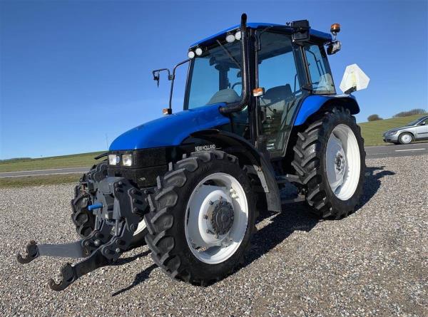 New Holland TL90 KUN 1500 TIMER! FRONT PTO! 40KMT TRANSMISSION