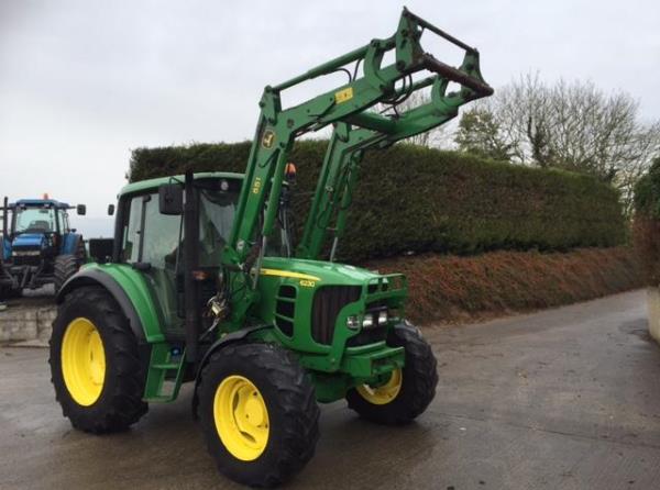 John Deere 6230