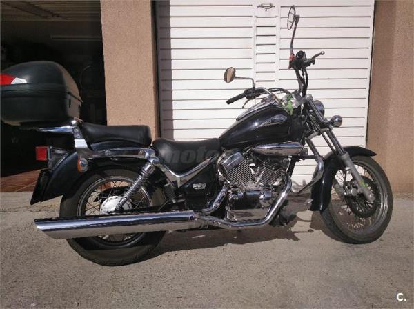 SUZUKI Intruder 250 LC