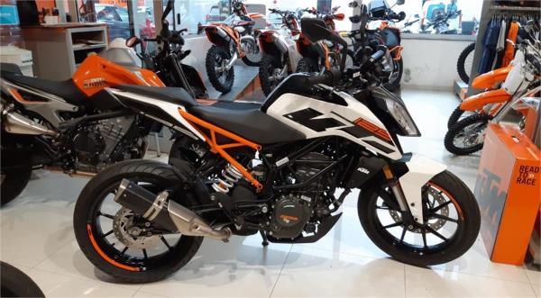 KTM 125