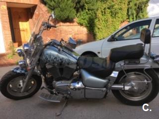 SUZUKI Intruder 1500 LC