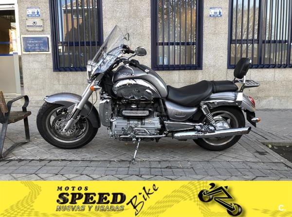 TRIUMPH ROCKET III Classic