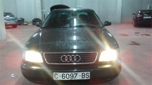 AUDI A6 2.5 TDI 115CV 4p.