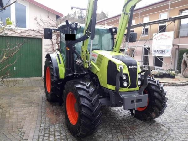 CLAAS Arion 420