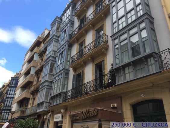 Piso en venta de 60 metros en Donostia   San Sebastián  Gipuzkoa