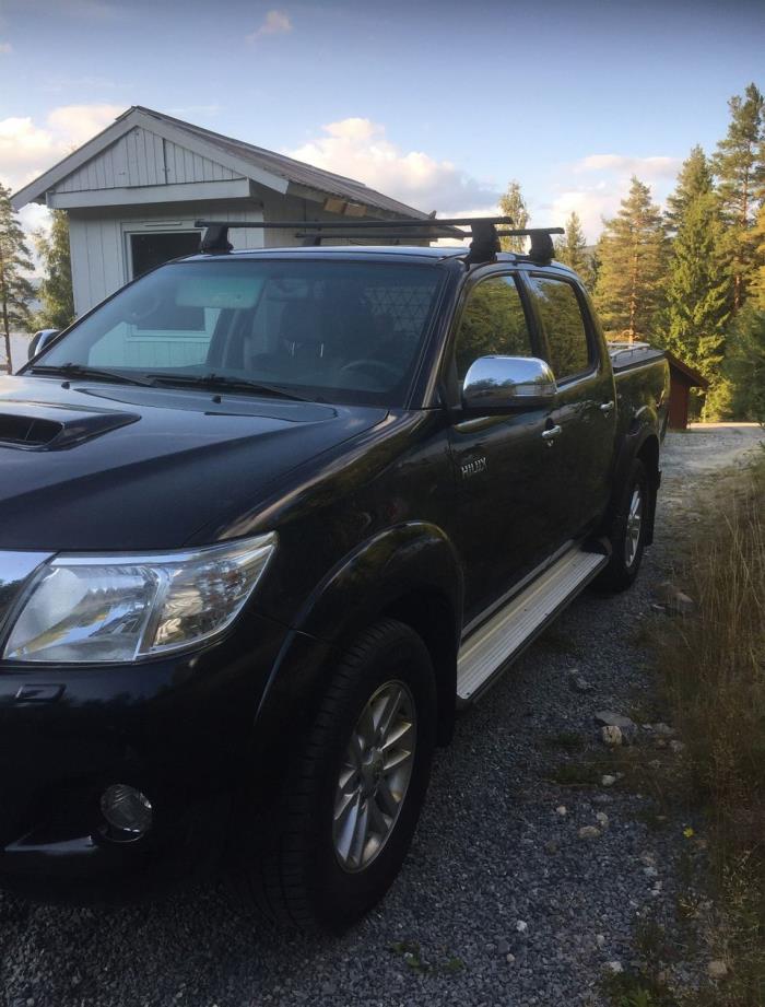 toyota hilux negro 4x4