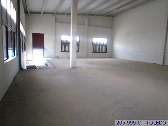 Se vende industrial de 640 metros en Seseña Toledo