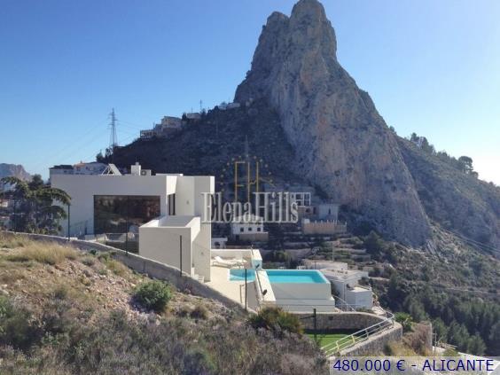 Se vende solar de 1618 metros en Altea Alicante