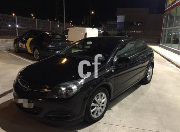 Opel astra 3 puertas Gasolina del año 2006