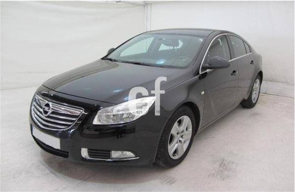 Opel insignia 5 puertas Diesel del año 2010