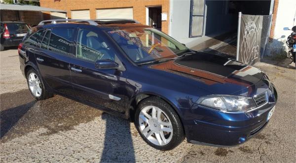 Renault laguna 5 puertas Diesel del año 2005