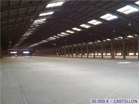 Se alquila industrial de 20000 metros en Castellón de la Plana / Castelló de la