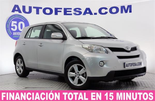 Toyota urban cruiser 5 puertas Gasolina del año 2010