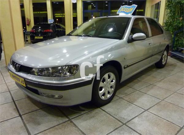 Peugeot 406 4 puertas Diesel del año 2001