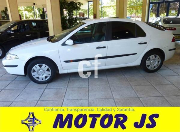 Renault laguna 5 puertas Diesel del año 2003