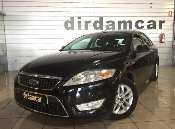 Ford mondeo 5 puertas Diesel del año 2011