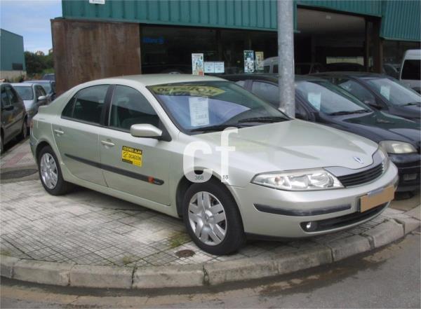 Renault laguna 5 puertas Diesel del año 2001