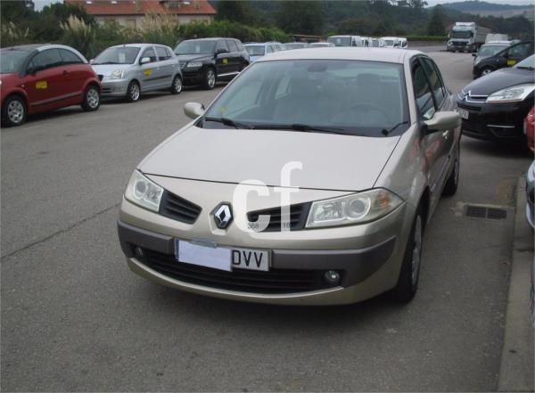 Renault megane 4 puertas Diesel del año 2006