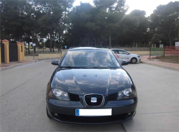 Seat cordoba 4 puertas Diesel del año 2007