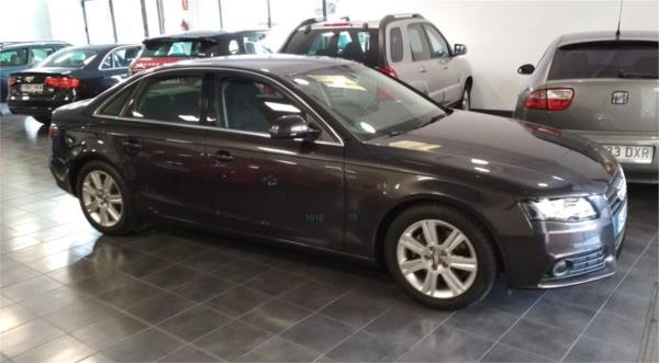 Audi a4 4 puertas Diesel del año 2008