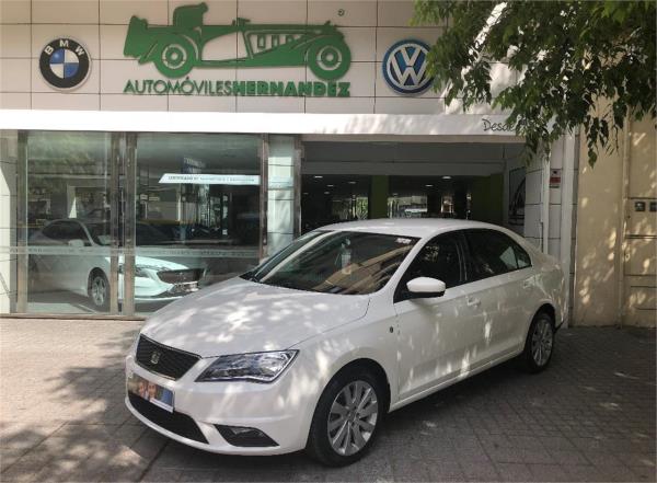 Seat toledo 5 puertas Diesel del año 2013