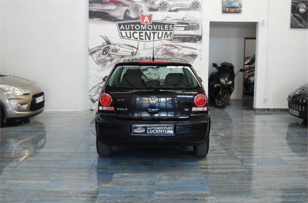 Volkswagen polo 5 puertas Gasolina del año 2007