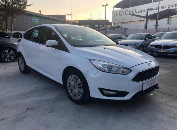 Ford focus 5 puertas Diesel del año 2016