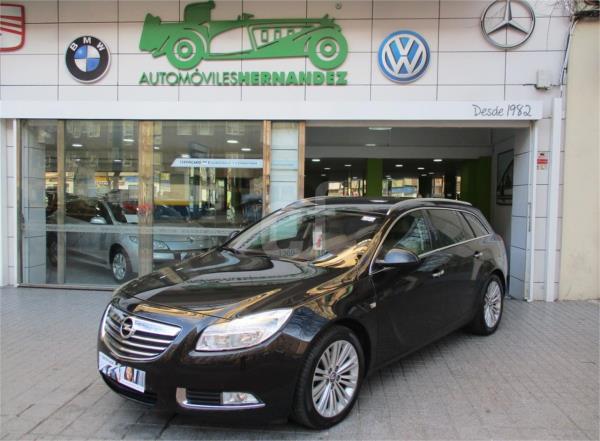 Opel insignia 5 puertas Diesel del año 2013