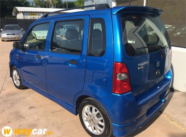 Suzuki wagon r 5 puertas Gasolina del año 2002