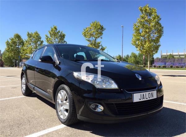 Renault megane 5 puertas Diesel del año 2012