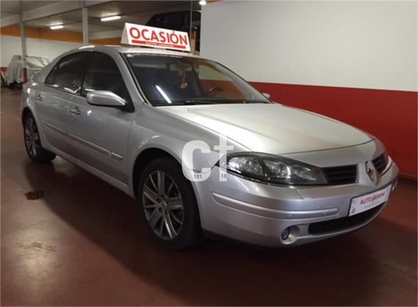 Renault laguna 5 puertas Gasolina del año 2007